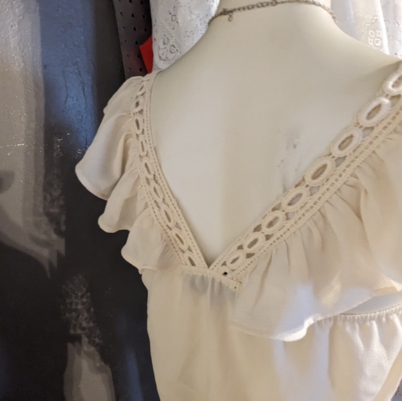 Sweet wonder small v back frilled tank v neck cream boho hippie top sexy spring - Picture 4 of 9